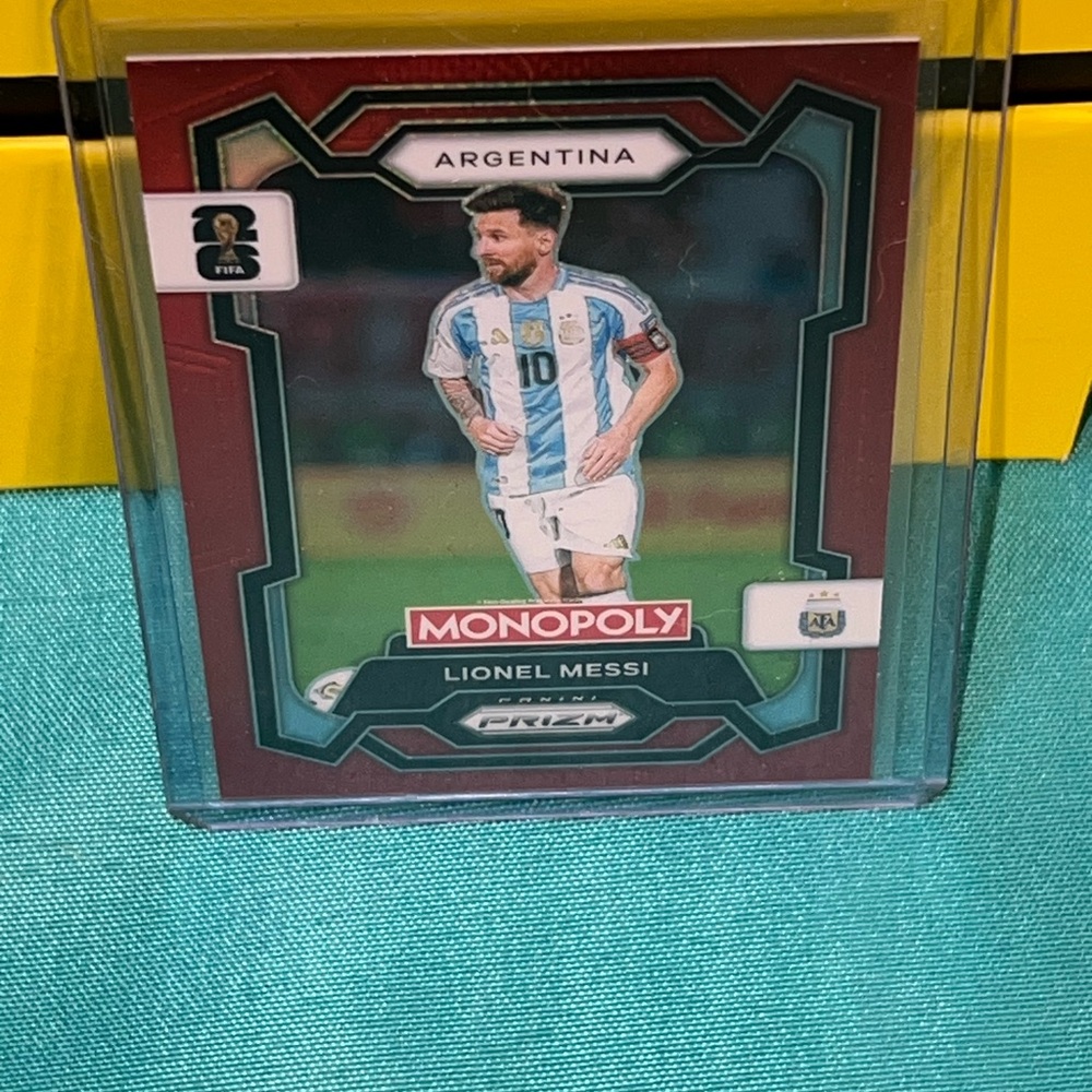2026 FIFA World Cup Monopoly Red Prizm Card SSP #1 Lionel Messi Argentina - Picture 5 of 6